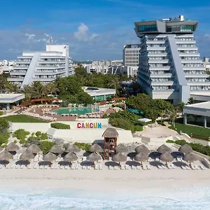 Resort Park Royal Cancun