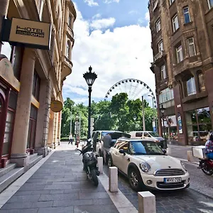 Sasone Hotell